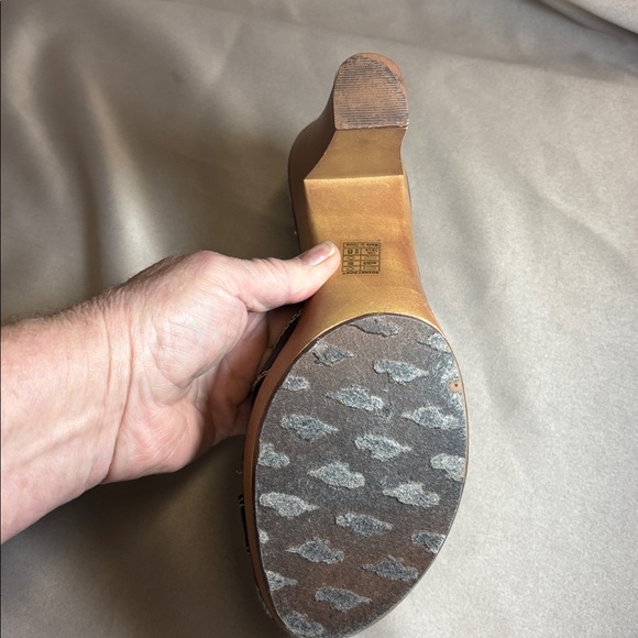 Rocket Dog Vintage Platform Buckle Shoes sz 8 - Picture 7 of 11